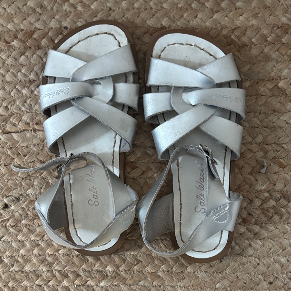 Girls Salt Water Sandals - Silver size 13